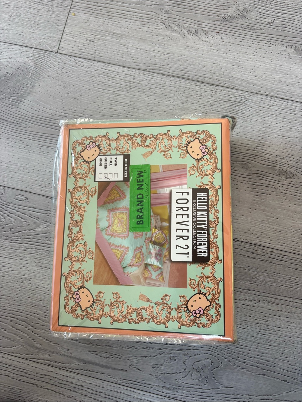 Forever 21 Hello Kitty Pastel Bedding Set - Mint & Coral